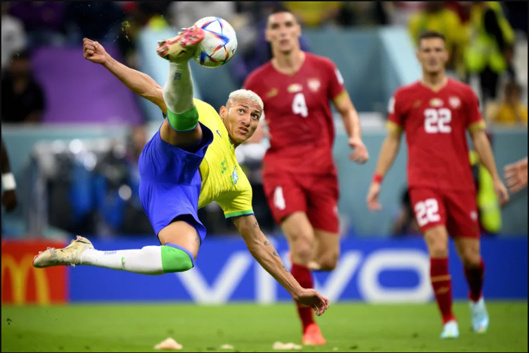 理查利森率领巴西进军世界杯 (巴西 2-0 塞尔维亚)