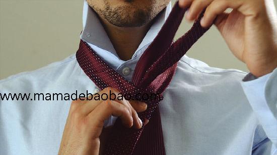4种方法来打领带 - （四手结）