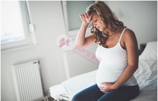 不管胎儿有没有入盆，孕妈出现这4种征兆，那就是要生了！