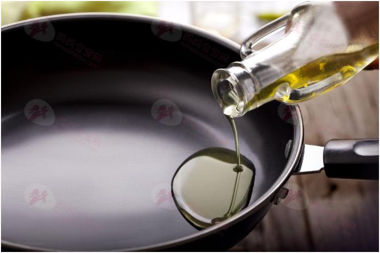 橄榄油好在哪？对抗发炎、控制体重！告诉你12个「橄榄油」让你健康美丽的益