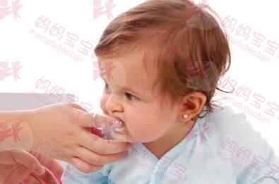 如何给宝宝清洁牙齿？