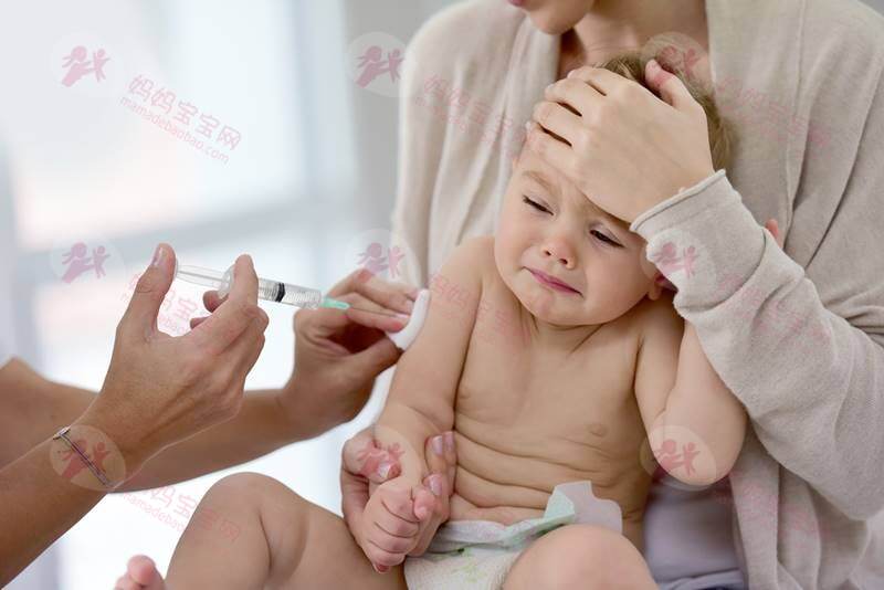 带宝宝打疫苗前后需要注意什么？打疫苗时如何安抚宝宝的情绪？