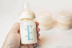 科学换期：宝宝奶粉过渡指南