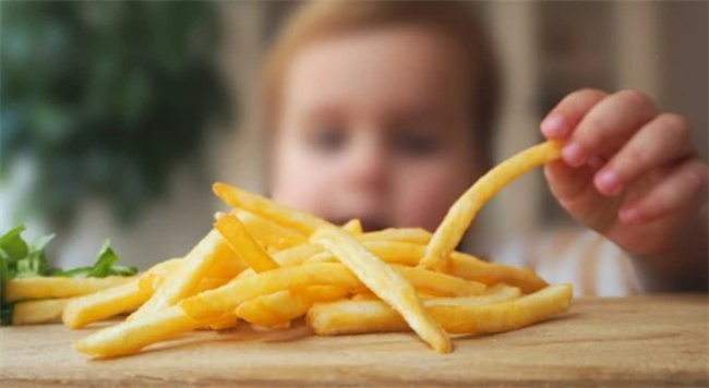 小儿厌食症：治疗方法及注意事项