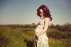 孕期关键抉择：如何挑选适合的孕妇奶粉品牌？