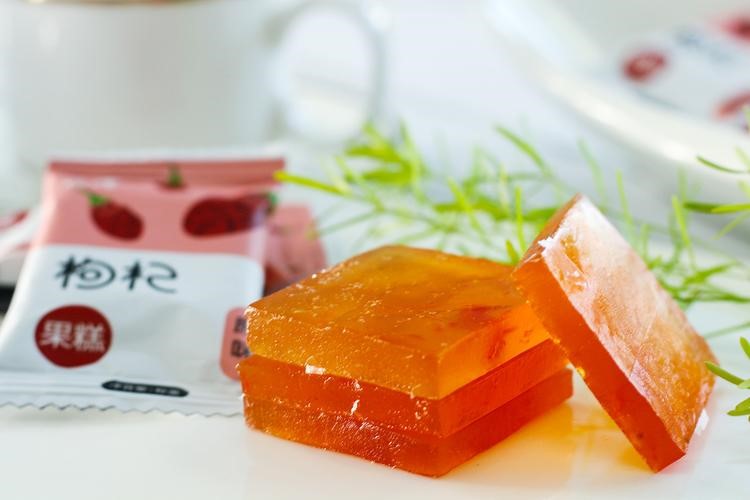 孕期健康饮食:探讨孕妇可否食用枸杞果糕