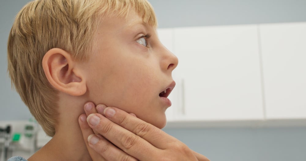 幼儿淋巴结肿大危险吗?如何识别和治疗?