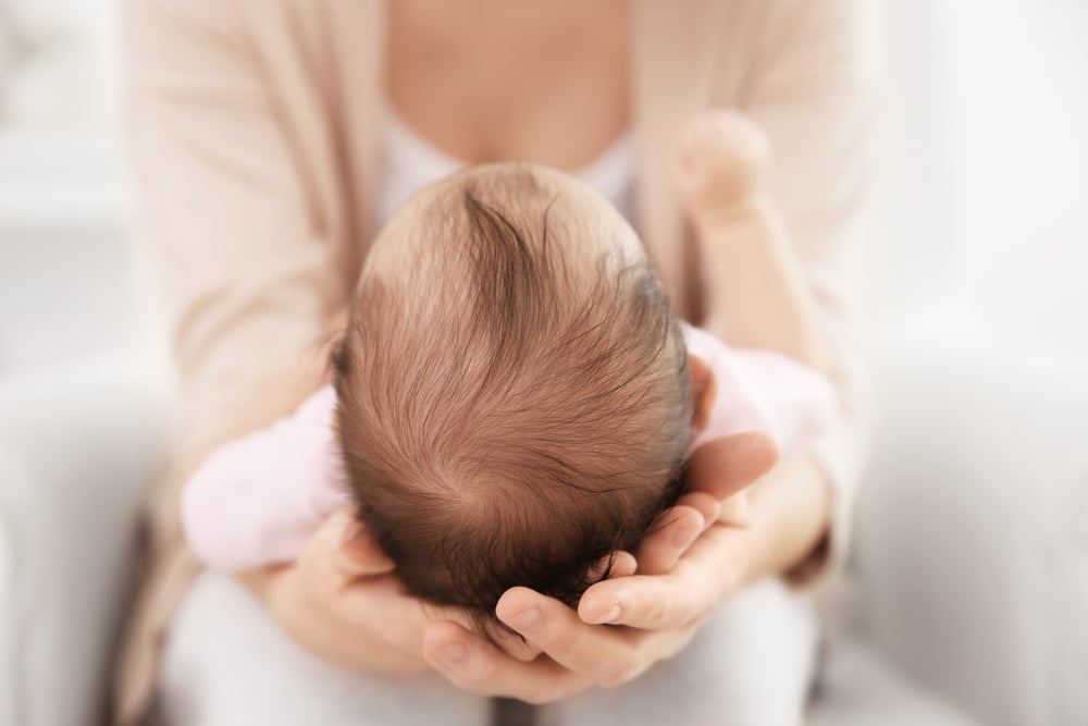 哪个婴儿理发的日子是美丽的,好的,可以帮助您的宝宝快乐,幸运?