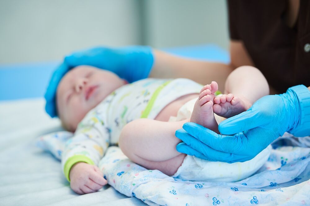 婴儿流血和粘液: 父母需要做什么?