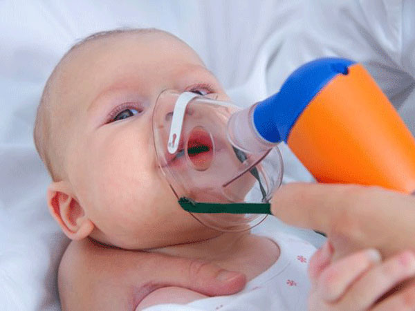 婴儿呼吸急促,肺炎正在访问吗?