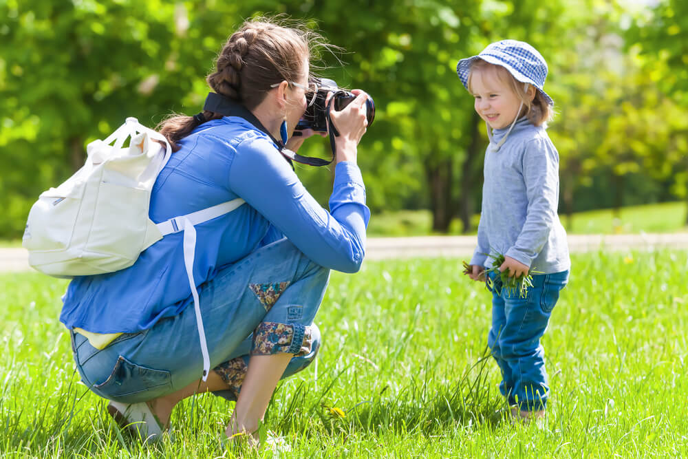 孩子成长过程中的「第一次」，家长须善用相机，记录孩子的模样