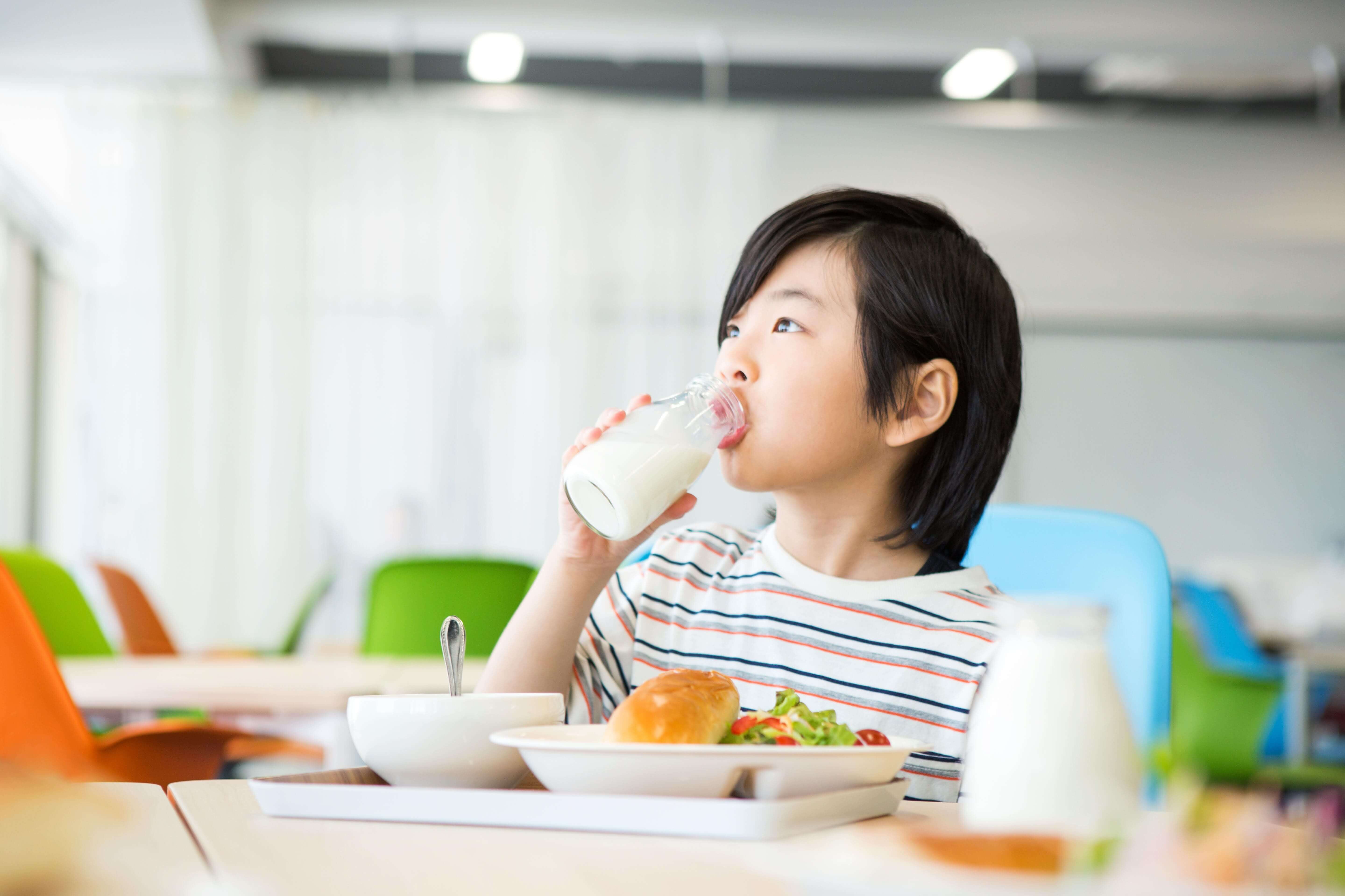 孩子老是吃不胖怎么办？0～6岁幼儿添加脂肪食物秘笈大公开！