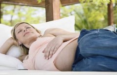 拉梅兹呼吸法：孕妇必学生产减痛法