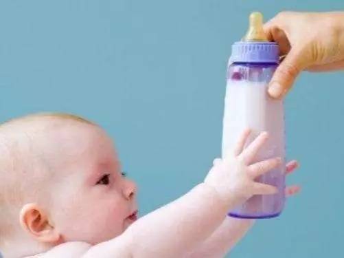 奶水不够，宝宝可以吃别家妈妈的奶吗？