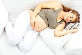 孕妇的正确睡姿：孕妇用什么样的睡眠姿势最好
