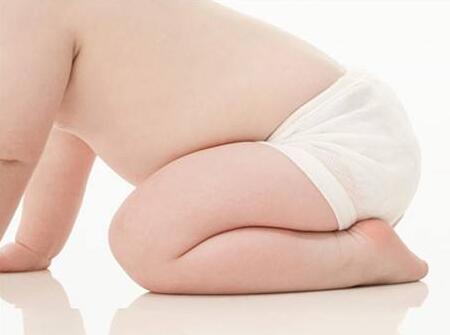 新生儿尿布皮炎是什么原因引起的