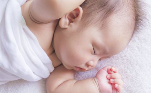 宝宝长湿疹 能用含有激素的药膏吗