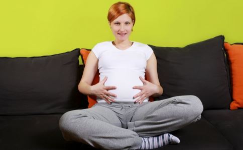 孕期出现异常状况该怎么处理