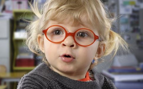 小学生视力低于5.0不能评三好 儿童如何保护视力