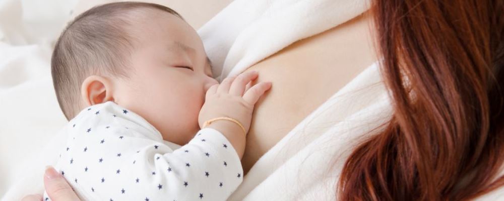 新生儿如果抱着有哪些危害 新生儿护理知识