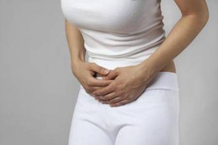 怀孕初期小腹隐隐作痛怎么回事?到底是先兆性流产还是宫外孕?