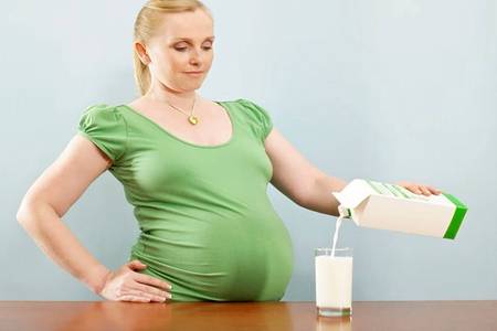 8个征兆说明你怀孕了，女性中了三个赶紧使用验孕棒