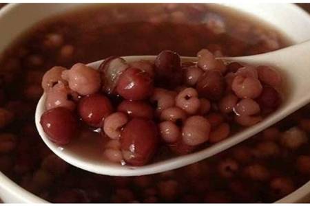 红豆薏米茶能天天喝吗,红豆去湿气的正确喝法