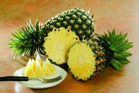 菠萝的功效与作用 吃菠萝的五大好处