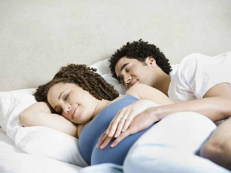 孕期什么睡姿都不舒服,而且半夜醒了就睡不着了,怎么办啊？