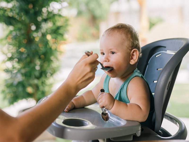 宝宝几个月后可以吃油？紫苏籽油,橄榄油,哪个更适合宝宝？